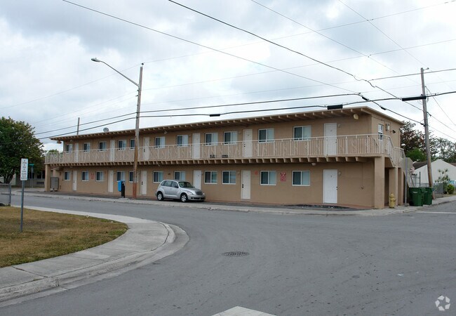 Foto del edificio - 485 SW 4th Ave
