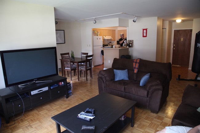 Living Room - 1111 River Rd