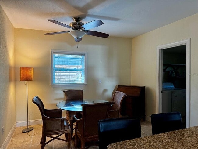 Building Photo - 2559 Arlington St