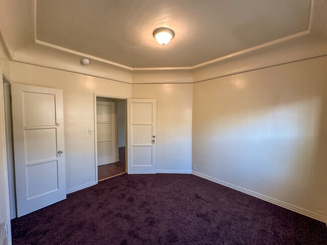 Foto del edificio - 4264 Leimert Blvd