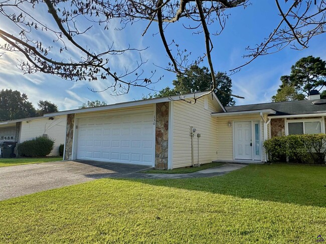 Building Photo - 130 Pleasant Hill Ct