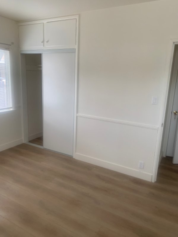 Foto del edificio - 9020 Longden Ave