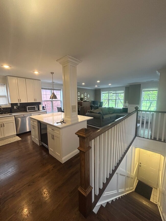 Building Photo - 1485 N Larrabee St