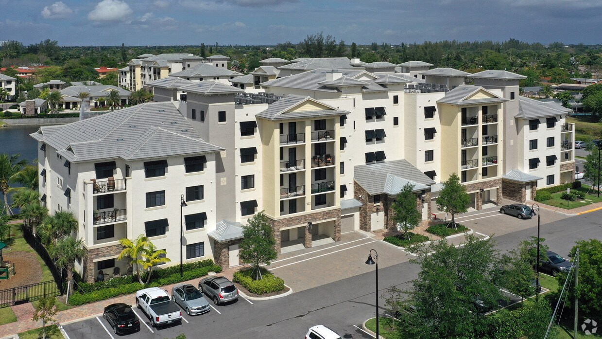 Bell at Plantation Apartments Plantation, FL