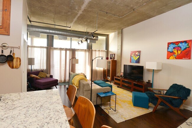 Foto del edificio - 900 N Kingsbury St