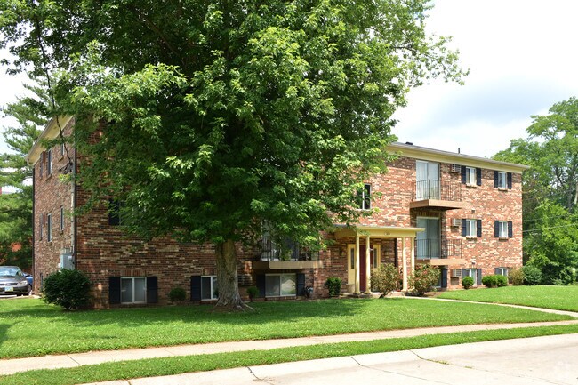 Foto del edificio - Falcon Crest Apartments
