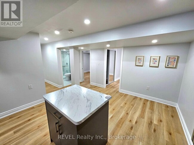 Building Photo - 7897 Hackberry Trl