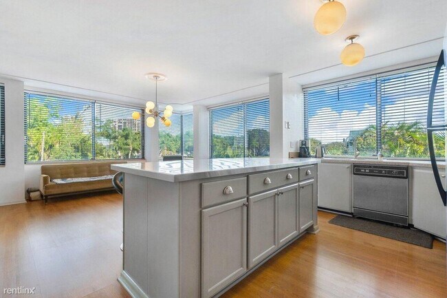 Foto del edificio - 2 br, 2 bath House - 1500 Presidential Way...
