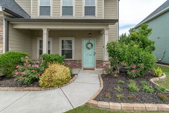 Building Photo - 5461 Everlook Cir