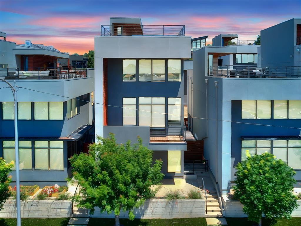 Foto principal - 825 NW 6th St