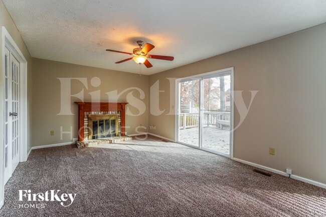 Building Photo - 8900 Cornwallis Ct