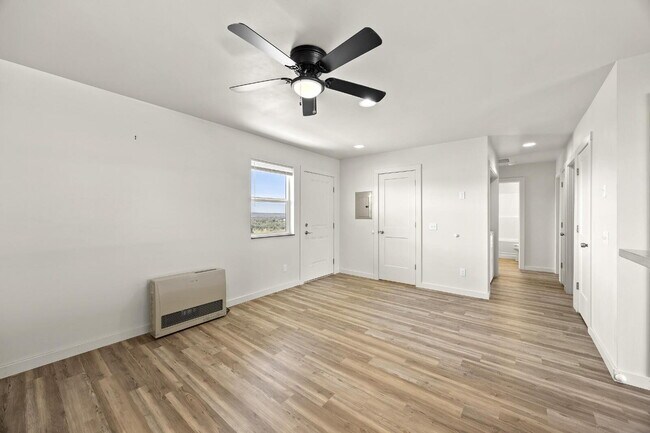 Foto del edificio - Newer Duplex for Rent Between Twin Bridges and Sheridan!