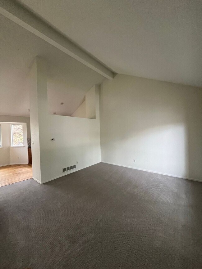 Foto del edificio - 13130 Umatilla St