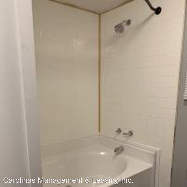 Foto del edificio - 3 br, 2 bath House - 171 Kelly Rd