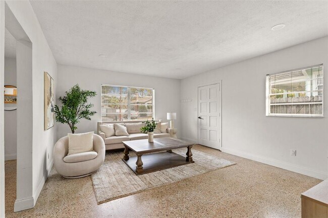 Foto del edificio - 314 W Alva St