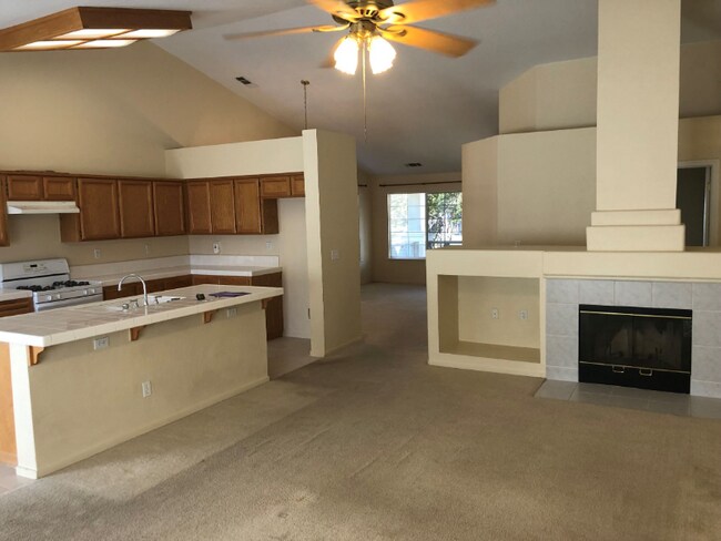 Building Photo - 804 Fetzer Ct