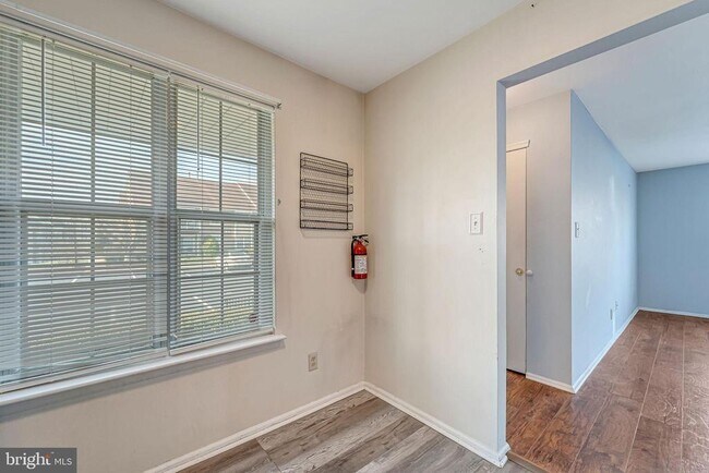 Foto del edificio - 1707A Heatherstone Ct