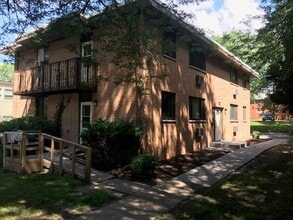 Building Photo - 5718 Balsam Rd