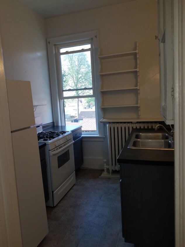 302 N Church St, Watertown, WI 53094 Apartments in Watertown, WI