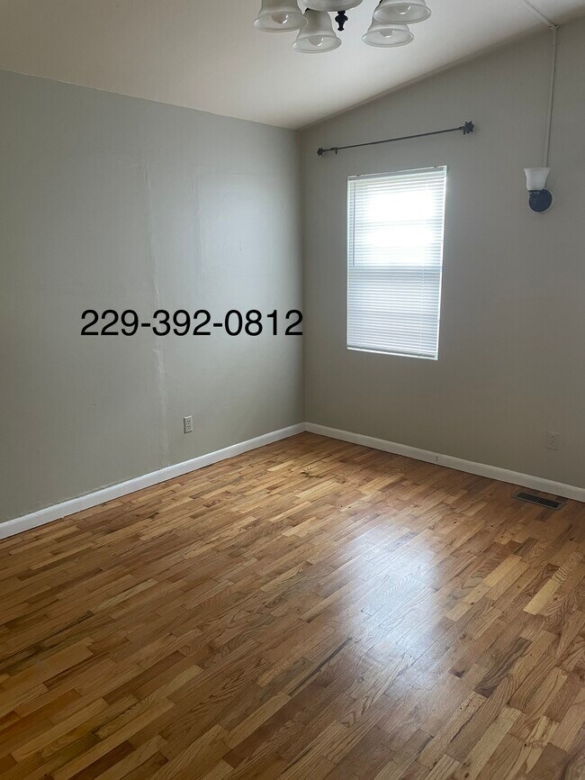 Dining room - 2404 Diana Ave
