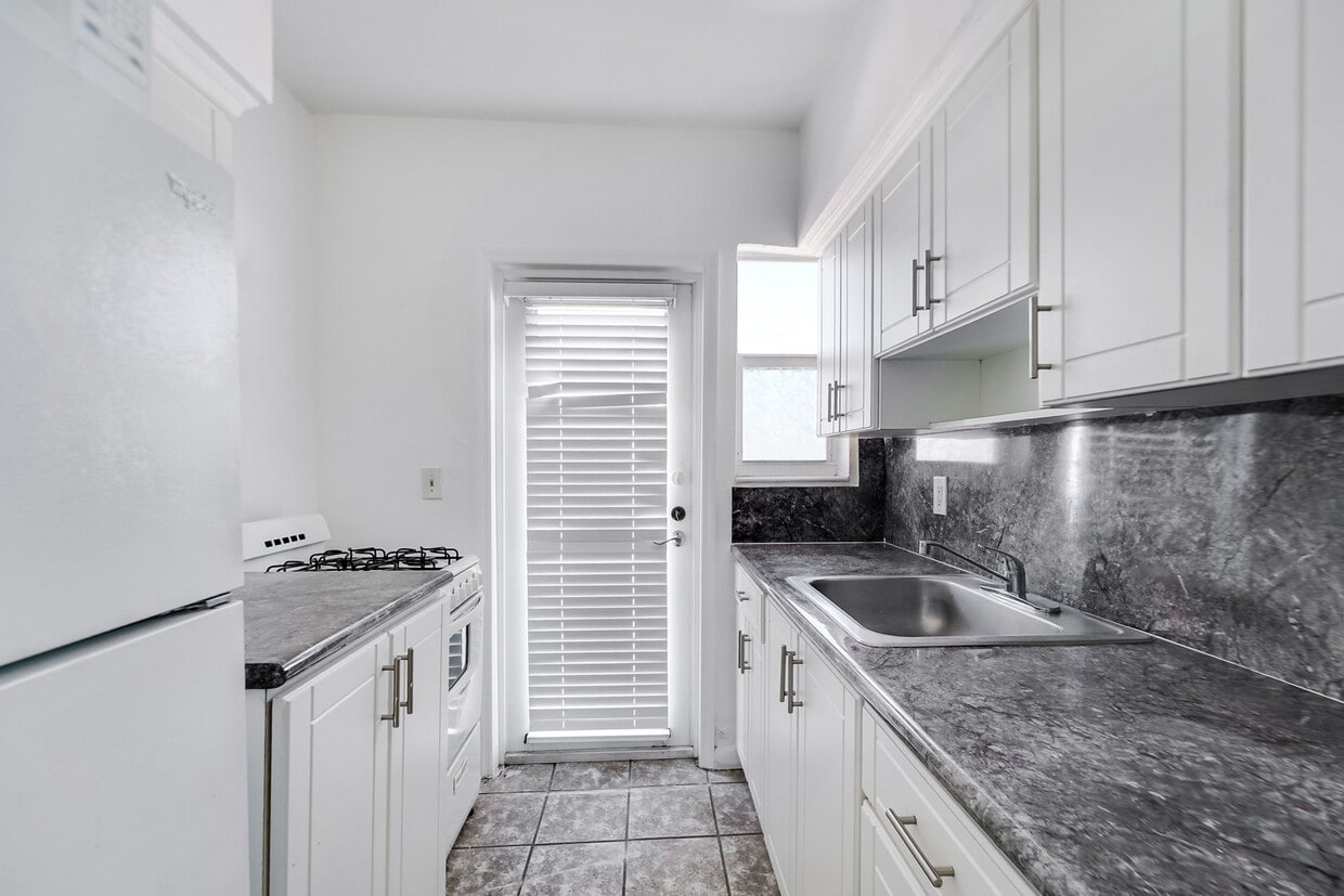 Photo - 6930 Rue Versailles Dr (Miami Beach, FL)