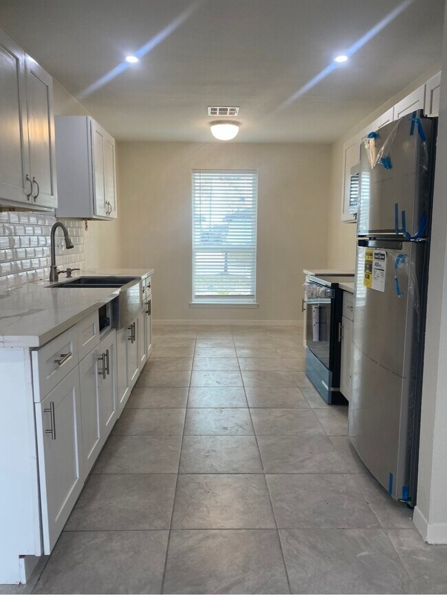 Foto del edificio - 7622 Williams St