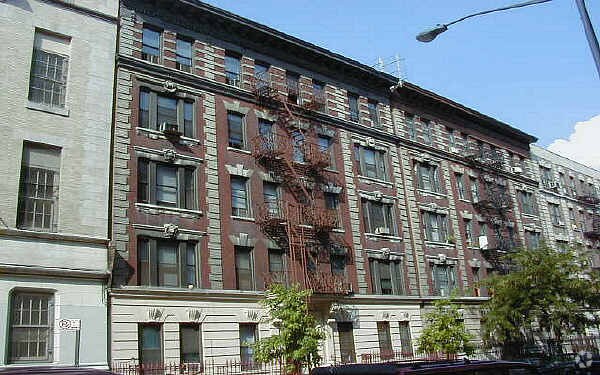 215 W 108th Street - 215 W 108th St