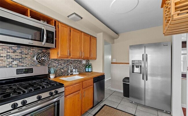 Foto del edificio - 10228 St Arsene Ln