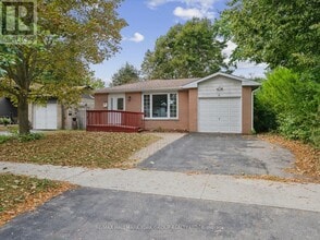 Building Photo - 6 Glenecho Dr