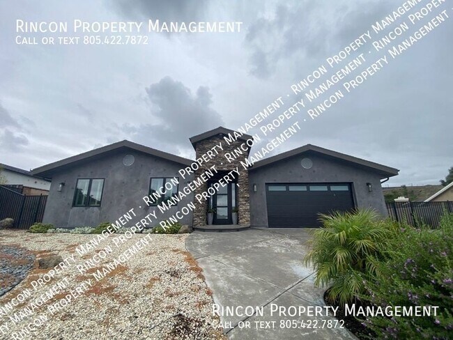 Building Photo - Stunning Hillside Home in Clearpoint *3 Be...