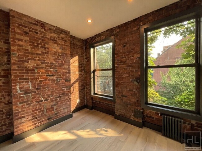 Foto del edificio - MOTT ST.