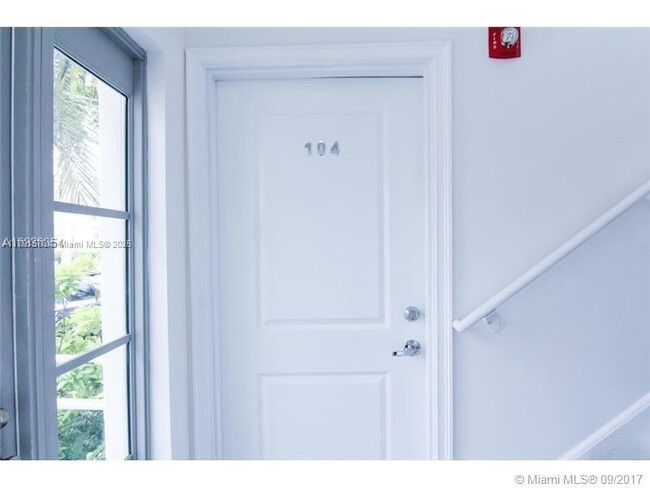Foto del edificio - 611 11th St