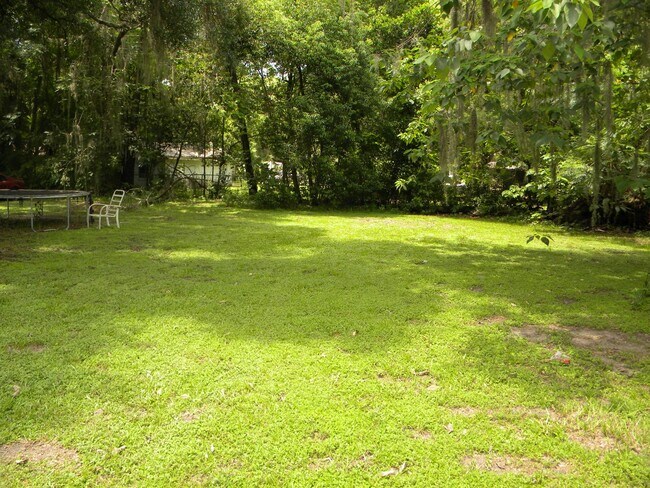 Foto del edificio - 1014 NE 8th Ave