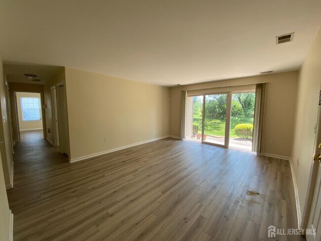 Building Photo - 50 Fisher Dr