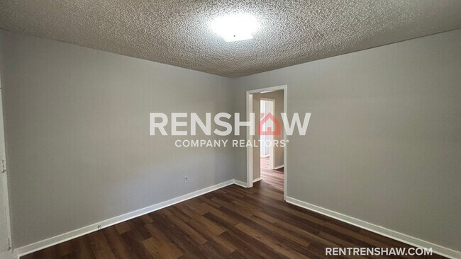 Foto del edificio - 393 Tillman St