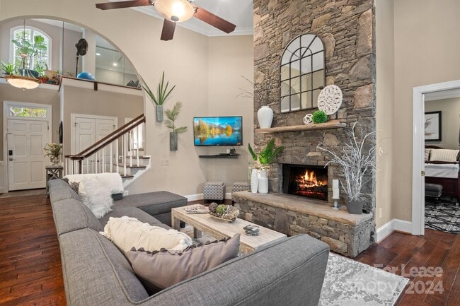 Foto del edificio - 16308 Autumn Creek Ct