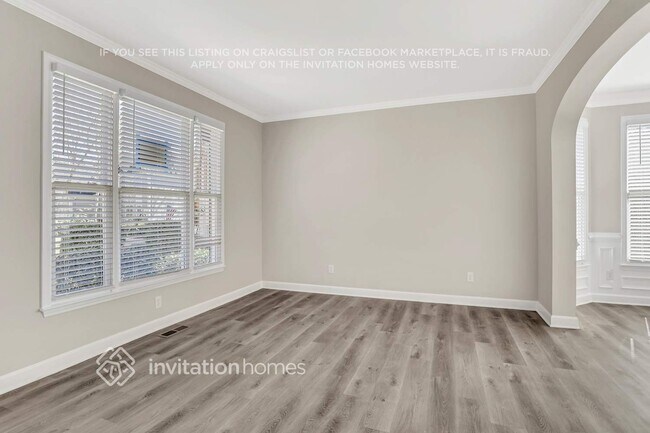 Foto del edificio - 4894 Day Lily Way