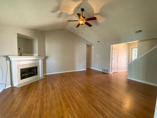 Foto del edificio - 3 bed, 2 bath house with fresh paint, appliances in Southaven