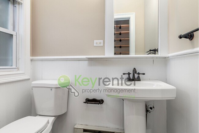 Building Photo - Spacious 3BR Home with Finished Attic, Fenced Yard & Easy NYC Commute – No Broker Fee