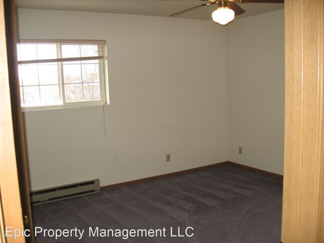Building Photo - 1225 Commonwealth Dr