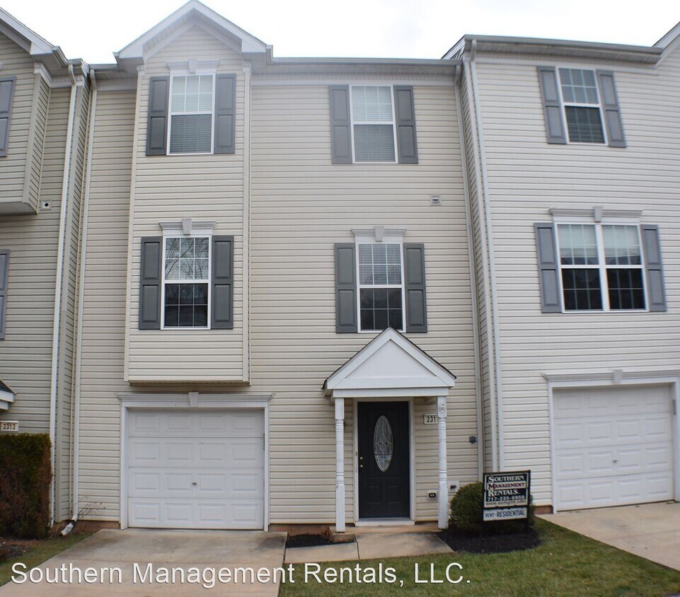 Primary Photo - 3 br, 2.5 bath House - 2311 Walnut Bottom Rd