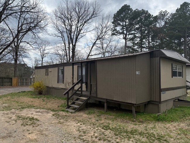 Foto del edificio - 2100 Roach St