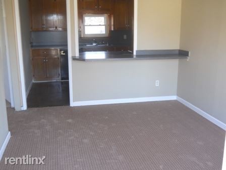 Building Photo - 3 br, 1 bath House - 910 S Kansas Ave