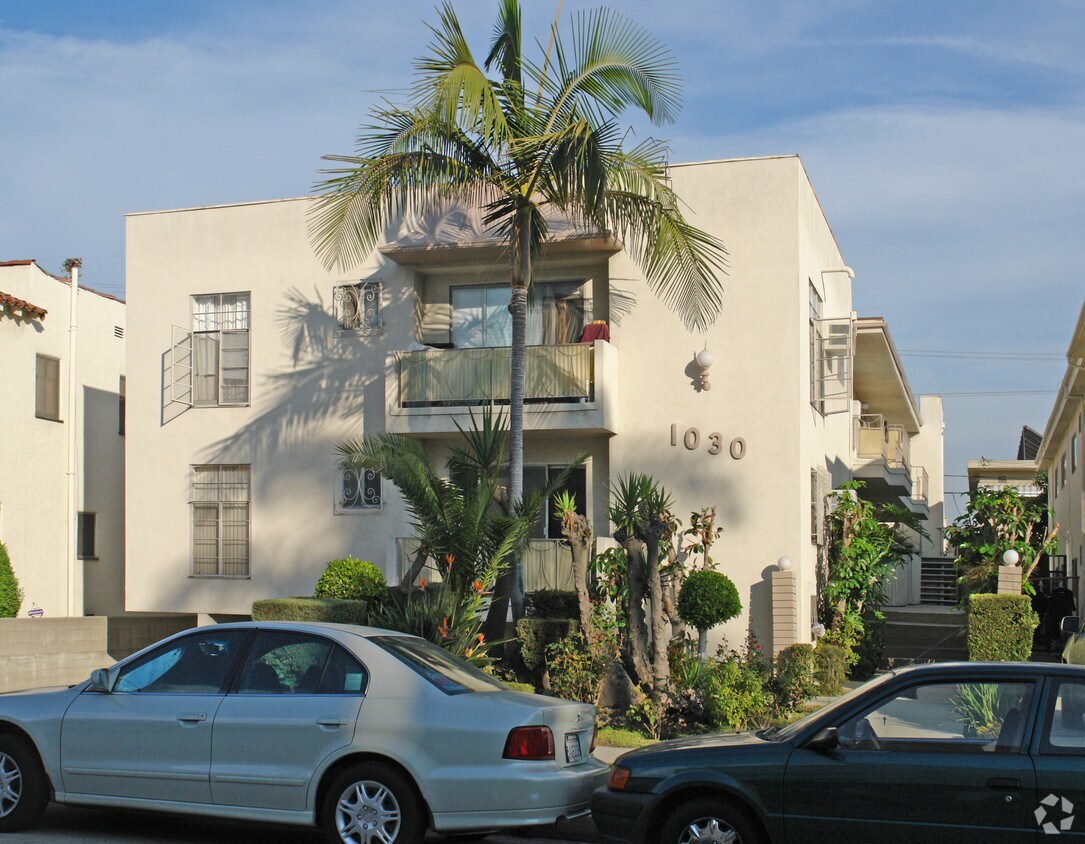 Building Photo - 1030 S Wooster St