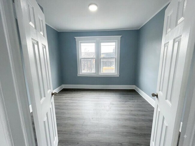 Foto del edificio - 332 Hamilton Ave