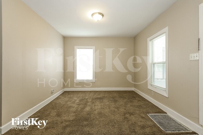 Building Photo - 609 North Ave