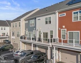 Building Photo - 1581 Sandpiper Bay Lp