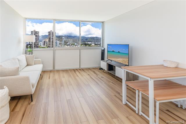 Primary Photo - 2211 Ala Wai Blvd