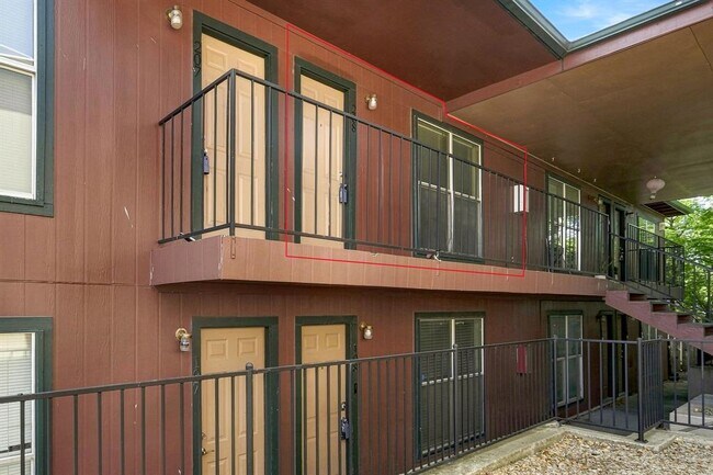 Foto del edificio - 2319 Greenfield Pkwy