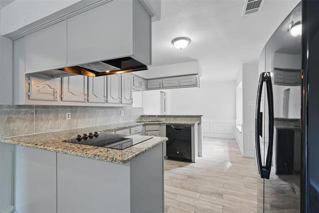 Foto del edificio - 829 Hunters Creek Dr